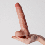 realistische vibrator – stuwende en roterende beweging met verwarming – Crushious Vleeskleur Crushious - Afbeelding 6