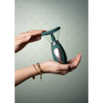 Penispomp met comfortabele cups – Enhance - Oplaadbare Vulva- en Borstpomp - Bosgroen - Afbeelding 5